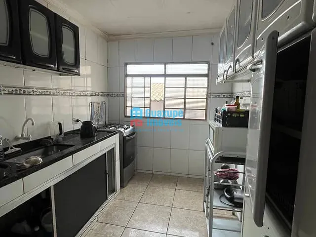 Casa com 250m² 3 quartos e 1 banheiro, à venda, no bairro Bela Vista em Guaxupé