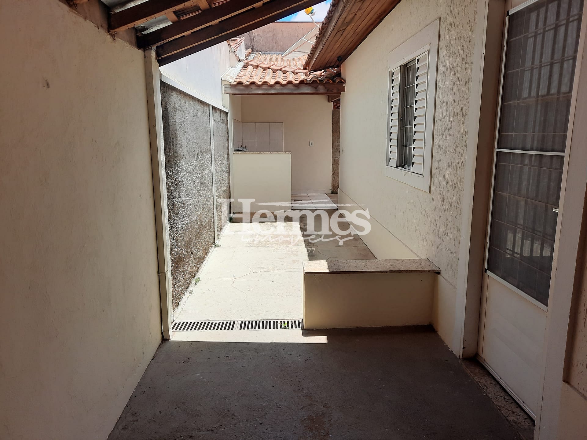 Casa à venda com 3 quartos, 110m² - Foto 9