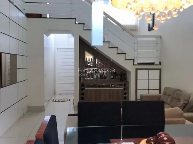 Casa com 250m² 3 quartos e 4 banheiros, à venda, no bairro Jardim São Carlos em Sorocaba