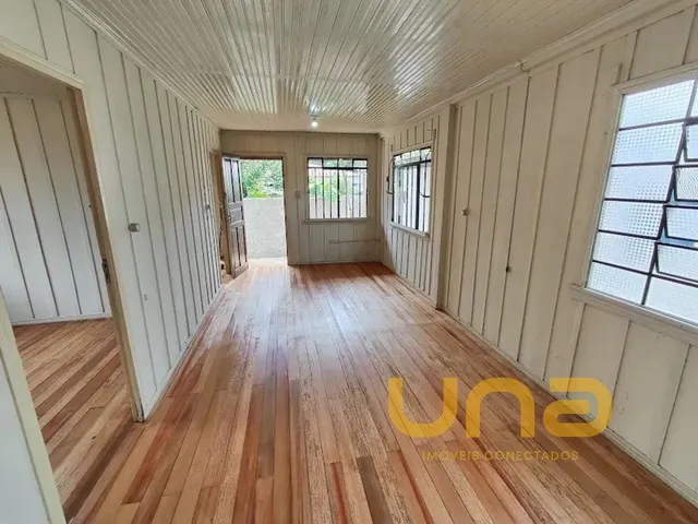 Casa 2 quartos e 1 banheiro, para alugar, no bairro FANNY em Curitiba