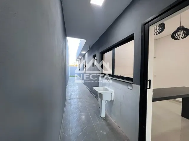 Casa com 126m² 2 quartos e 2 banheiros, à venda, no bairro Balneário Mar Azul em Caraguatatuba