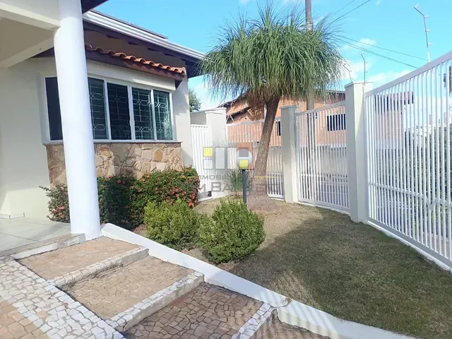 Casa com 285m² 4 quartos e 2 banheiros, para alugar, no bairro Parque Franceschini em Sumaré
