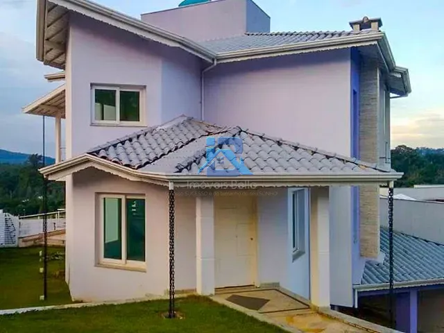 Casa com 660m² 4 quartos e 5 banheiros, à venda, no bairro Bairro Itapema em Itatiba