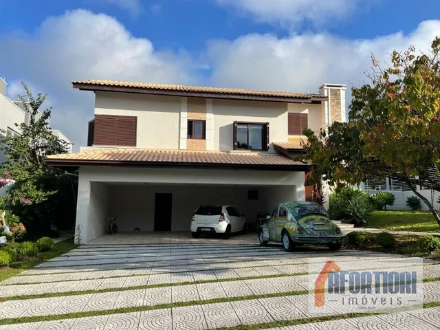 Casa com 777m² 4 quartos e 5 banheiros, à venda, no bairro Alphaville Graciosa em Pinhais