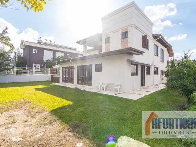 Casa com 777m² 4 quartos e 5 banheiros, à venda, no bairro Alphaville Graciosa em Pinhais