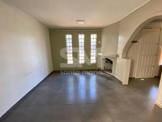 Casa 3 quartos e 2 banheiros, para alugar, no bairro Centro em Chapecó