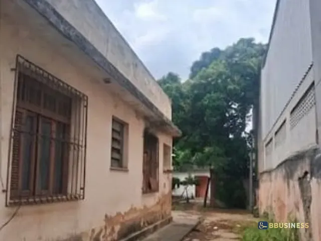 Casa com 630m² 3 quartos e 3 banheiros, à venda, no bairro Parque Califórnia em Campos dos Goytacazes