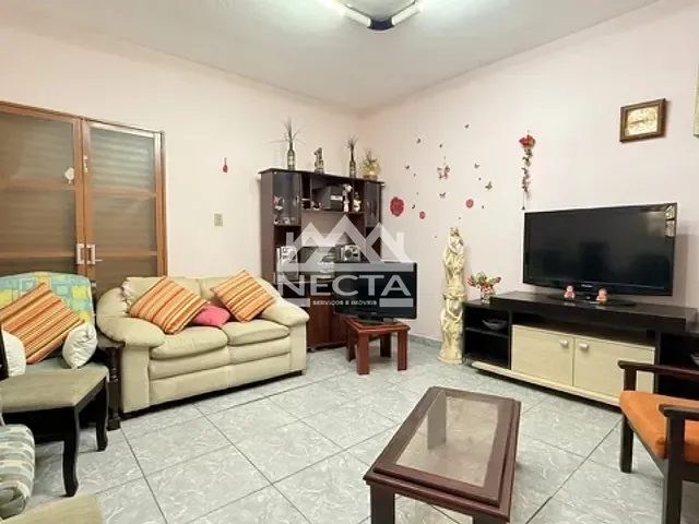 Casa com 343m² 3 quartos e 2 banheiros, à venda, no bairro Canto do Mar em São Sebastião