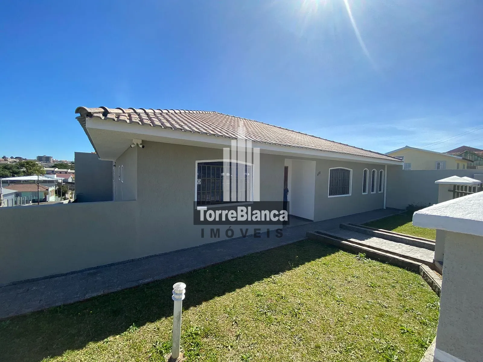 Casa, 4 quartos, 218 m² - Foto 2