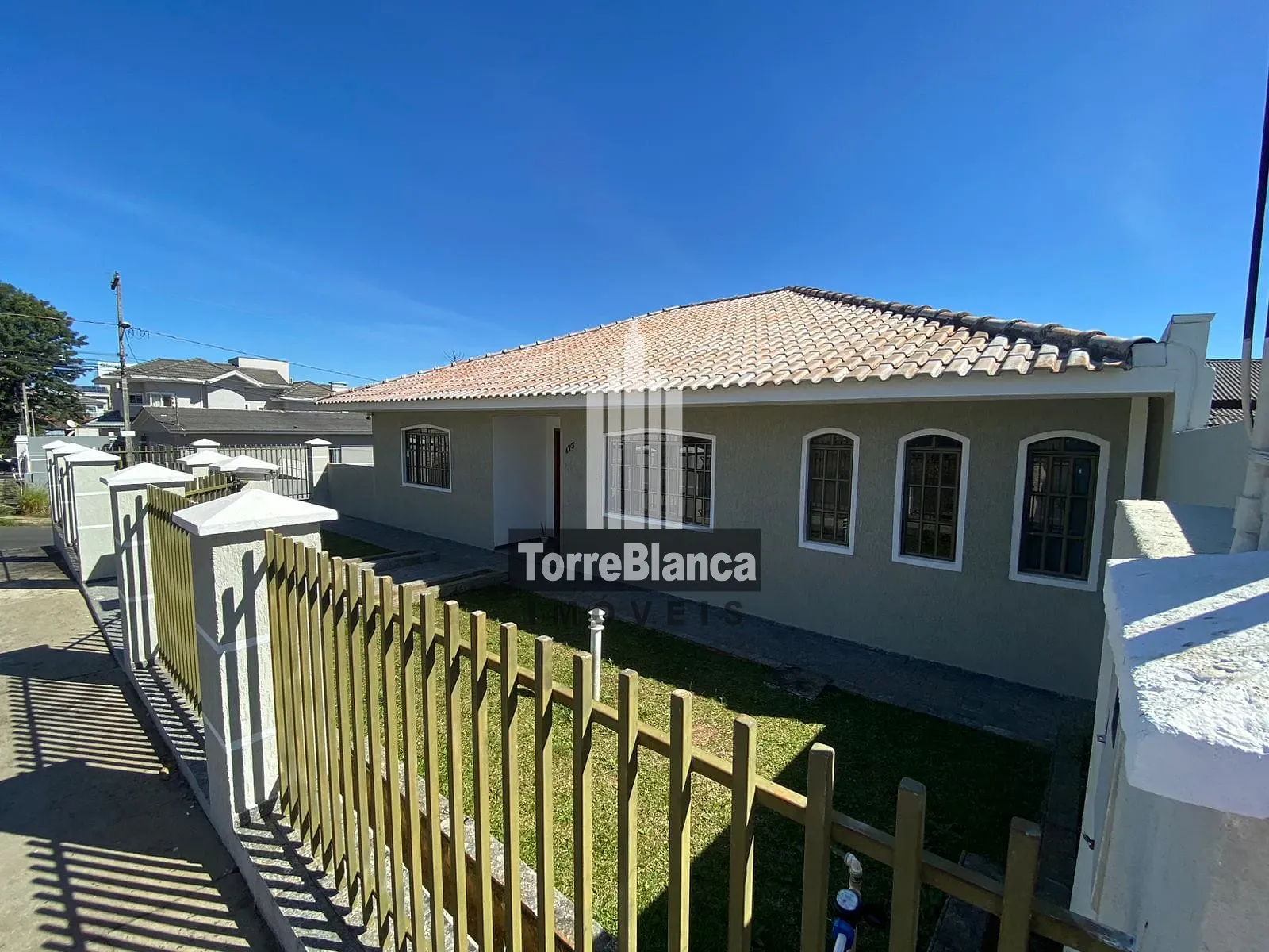 Casa, 4 quartos, 218 m² - Foto 3