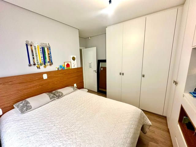Casa 3 quartos e 2 banheiros, à venda, no bairro São Luiz em Caxias do Sul