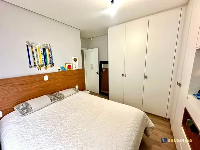 Casa 3 quartos e 2 banheiros, à venda, no bairro São Luiz em Caxias do Sul