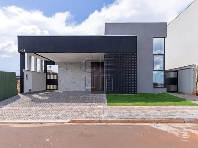 Casa com 318m² 3 quartos e 3 banheiros, à venda, no bairro Parque Tauá em Londrina
