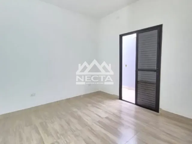 Casa com 165m² 2 quartos e 2 banheiros, à venda, no bairro Balneário Mar Azul em Caraguatatuba