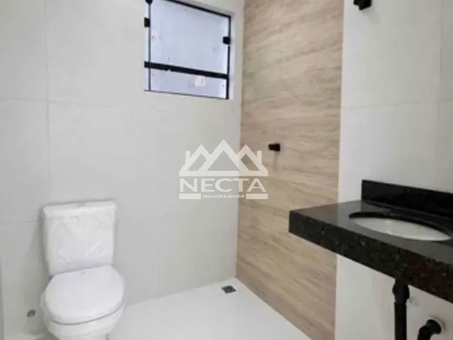 Casa com 165m² 2 quartos e 2 banheiros, à venda, no bairro Balneário Mar Azul em Caraguatatuba