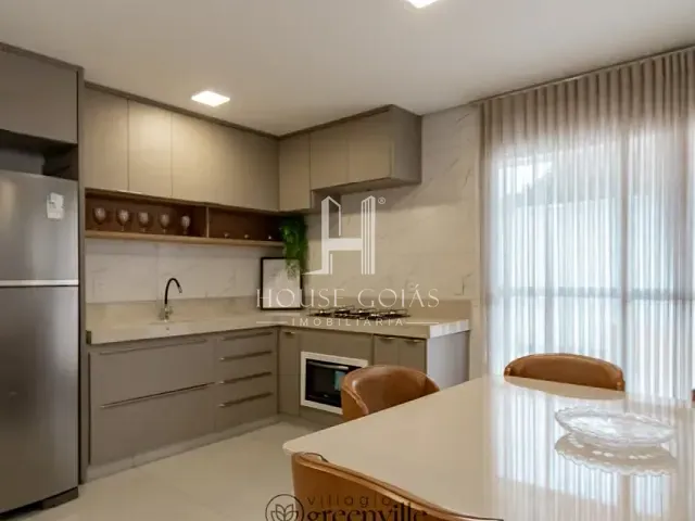 Casa 4 quartos e 5 banheiros, à venda, no bairro Sítios Santa Luzia em Aparecida de Goiânia