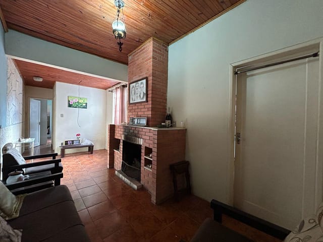 Casa com 300m² 5 quartos e 4 banheiros, à venda, no bairro Centro em Pelotas
