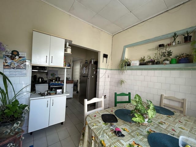 Casa com 300m² 5 quartos e 4 banheiros, à venda, no bairro Centro em Pelotas