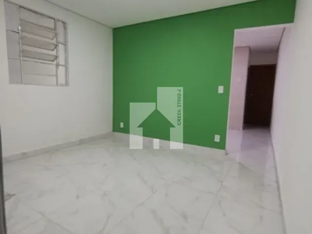 Casa com 200m² 2 quartos e 3 banheiros, à venda, no bairro Jardim Carlos Gomes em Jundiaí