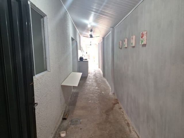 Casa com 263m² 1 quarto e 1 banheiro, para alugar, no bairro Residencial Simões em Birigüi