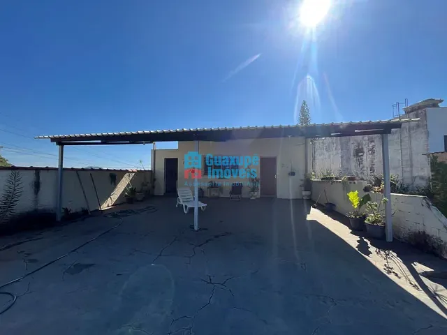 Casa com 1534m² 3 quartos e 1 banheiro, à venda, no bairro Centro em Guaxupé