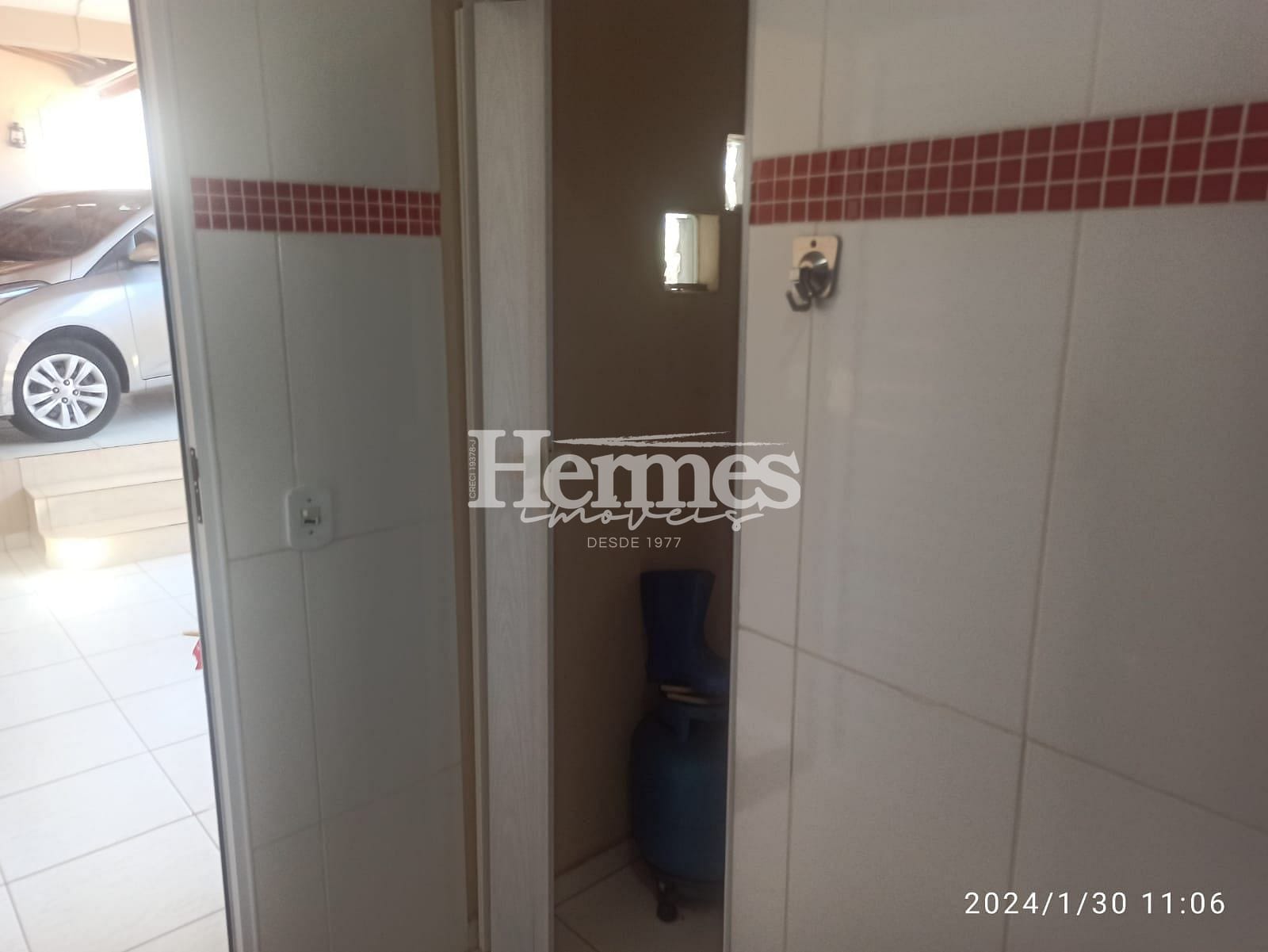 Casa à venda com 4 quartos, 257m² - Foto 45