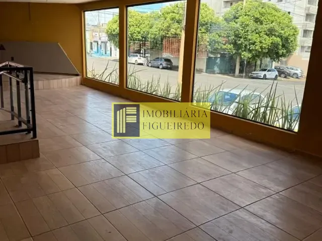 Casa com 340m², à venda, no bairro Boa Vista em São José do Rio Preto