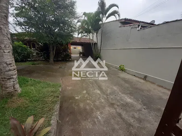 Casa com 360m² 3 quartos e 2 banheiros, à venda, no bairro Pontal de Santa Marina em Caraguatatuba