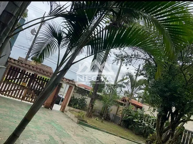Casa com 360m² 3 quartos e 2 banheiros, à venda, no bairro Pontal de Santa Marina em Caraguatatuba