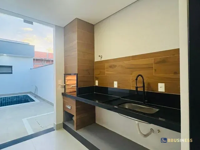 Casa 3 quartos e 4 banheiros, à venda, no bairro São Bento em Paulínia