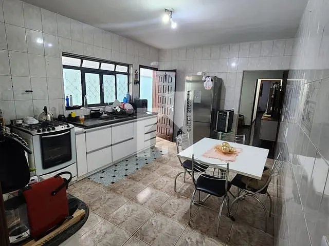 Casa com 125m² 2 quartos e 1 banheiro, à venda, no bairro Tulipas em Jundiaí