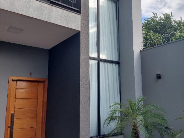 Casa com 250m² 2 quartos e 3 banheiros, à venda, no bairro Residencial Copacabana em Birigüi