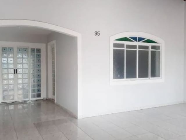 Foto do Casa - Casa com 3 dormitórios, 120 m² - venda por R$ 580.000,00 ou aluguel por R$ 3.522,00/mês - Conjunto Residencial Trinta e Um de Março - São José dos Campos/SP | INDEPENDENCE NEGOCIOS IMOBILIARIOS LTDA