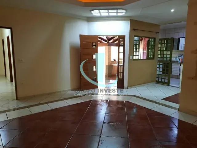 Casa com 250m² 2 quartos e 2 banheiros, à venda, no bairro Cambui em Araraquara