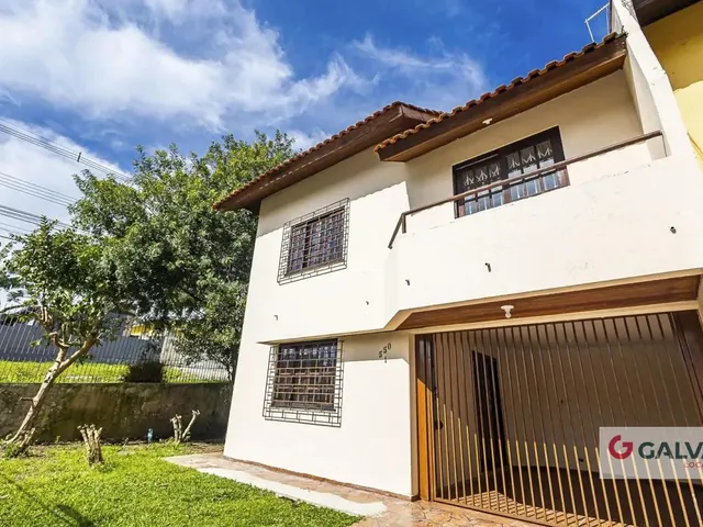 Casa 3 quartos e 2 banheiros, para alugar, no bairro Tingui em Curitiba