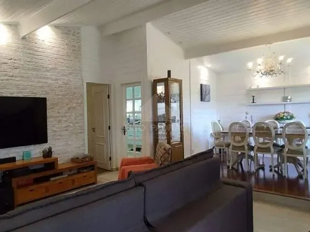Casa com 1081m² 5 quartos e 5 banheiros, à venda, no bairro Vila São Francisco em Mauá