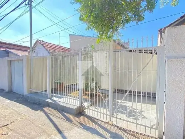 Casa com 126m² 2 quartos e 1 banheiro, à venda, no bairro Vila Rio Branco em Jundiaí