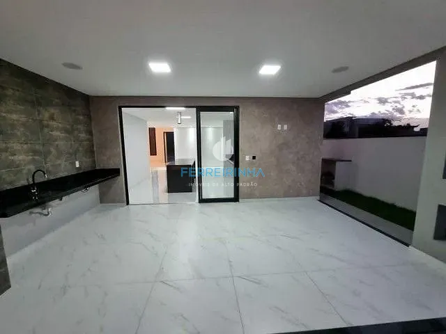 Casa com 450m² 3 quartos e 5 banheiros, à venda, no bairro Urbanova em São José dos Campos