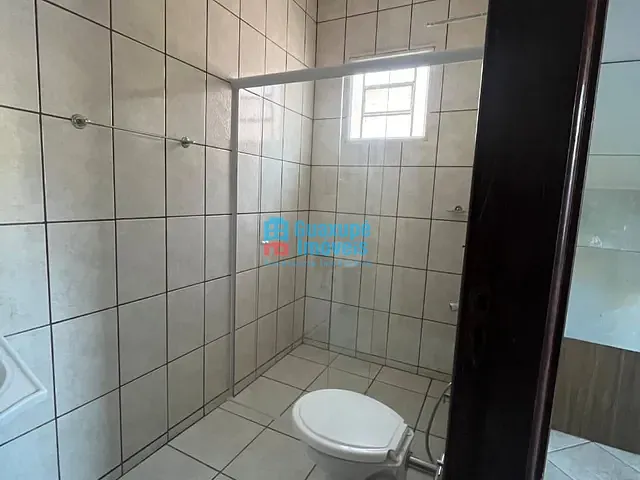 Casa com 260m² 3 quartos e 2 banheiros, para alugar, no bairro Parque das Orquídeas em Guaxupé