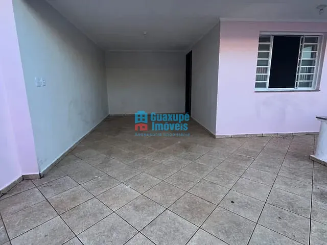 Casa com 260m² 3 quartos e 2 banheiros, para alugar, no bairro Parque das Orquídeas em Guaxupé