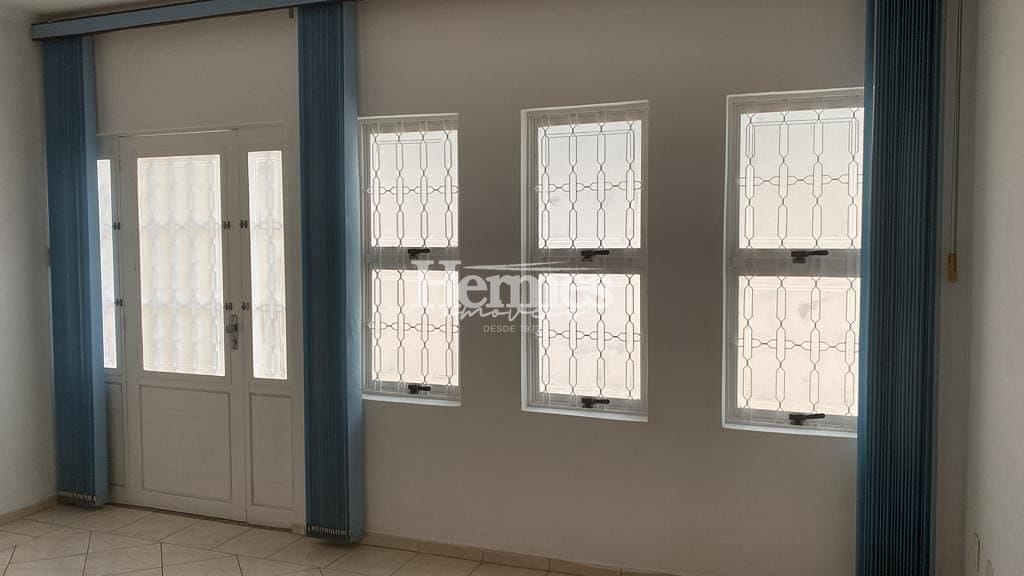 Casa, 4 quartos, 122 m² - Foto 2