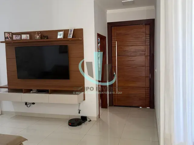 Casa com 300m² 3 quartos e 3 banheiros, para alugar, no bairro Parque Residencial Damha em Araraquara