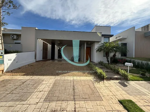 Casa com 300m² 3 quartos e 3 banheiros, para alugar, no bairro Parque Residencial Damha em Araraquara