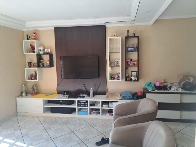 Casa com 150m² 3 quartos e 2 banheiros, à venda, no bairro Novo Osasco em Osasco
