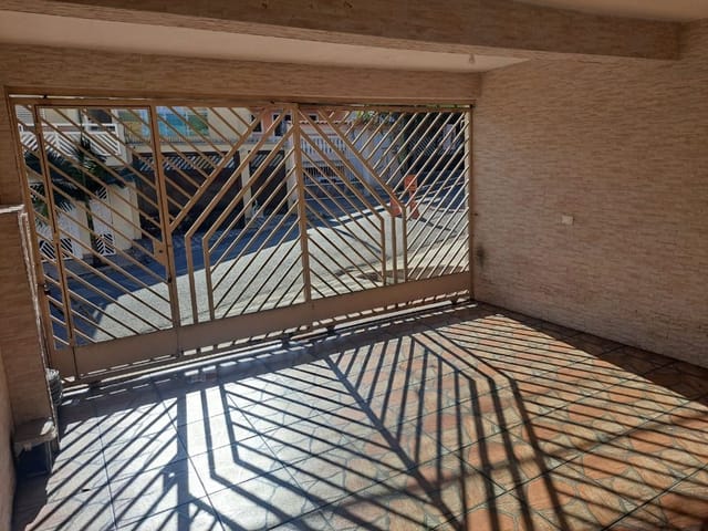 Casa com 150m² 3 quartos e 2 banheiros, à venda, no bairro Novo Osasco em Osasco