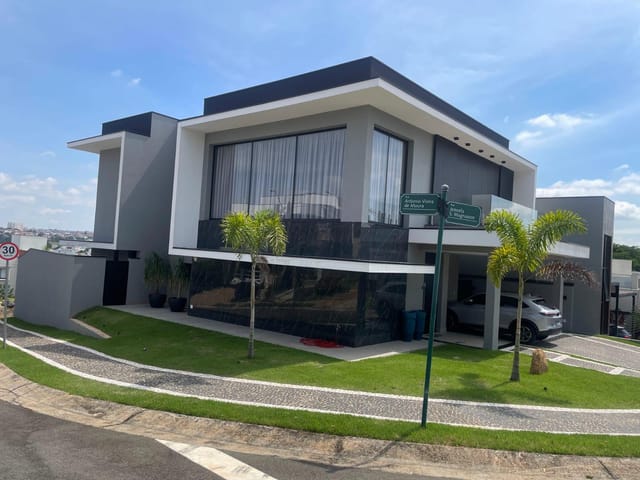 Casa 3 quartos e 5 banheiros, à venda, no bairro Swiss Park em Campinas