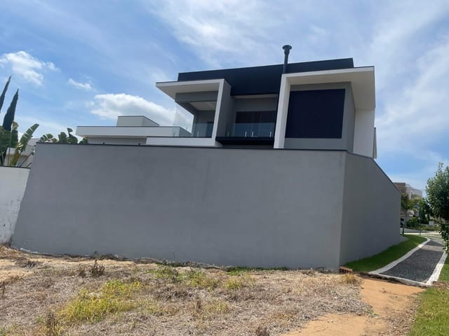 Casa 3 quartos e 5 banheiros, à venda, no bairro Swiss Park em Campinas