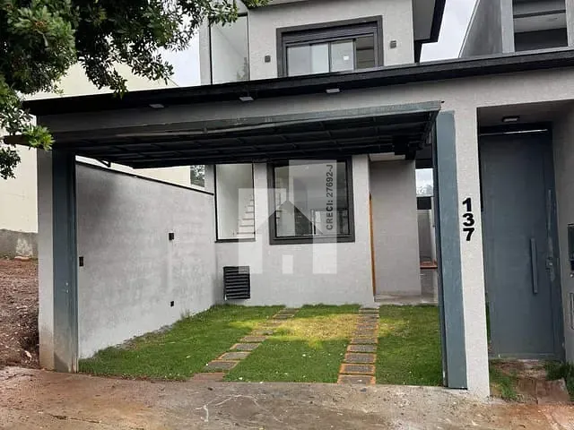 Casa 3 quartos e 2 banheiros, à venda, no bairro Chácara Jaguari (Fazendinha) em Santana de Parnaíba