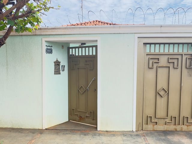 Casa 3 quartos e 3 banheiros, à venda, no bairro Jardim Vale do Sol em Birigüi
