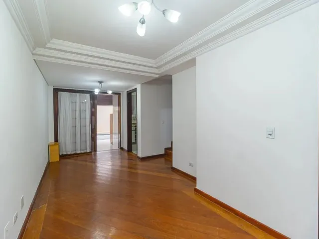 Casa para alugar, no bairro Boa Vista em Curitiba